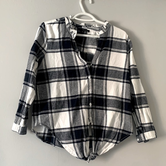 Harve Benard size medium plaid blue and white shirt - Picture 1 of 1